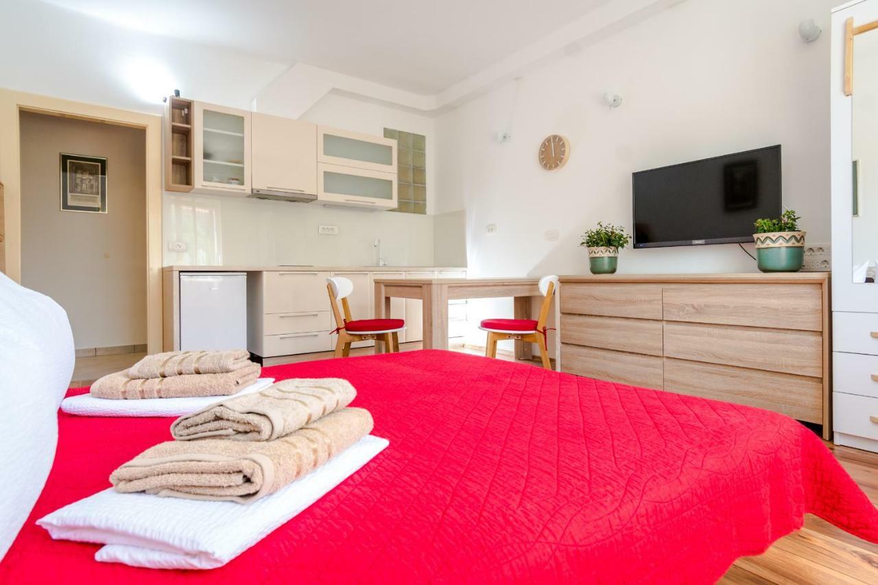 Apartments Yoe Split Extérieur photo