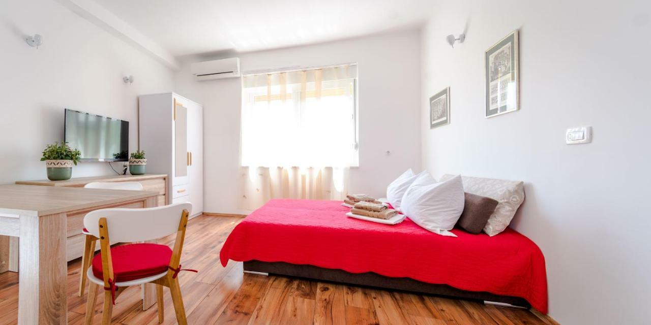 Apartments Yoe Split Extérieur photo