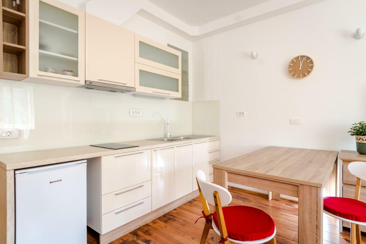 Apartments Yoe Split Extérieur photo