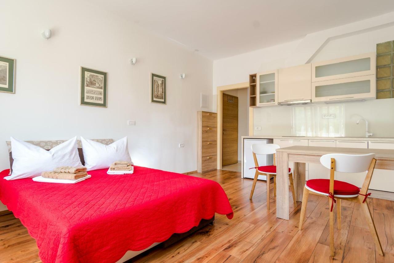 Apartments Yoe Split Extérieur photo